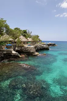 Negril: Jamaica, Negril, Rockhouse Hotel along Caribbean