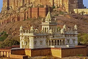 Mausoleum: The Jaswant Thada mausoleum and Mehrangarh