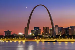 Louis: Jefferson National Expansion Memorial, The Gateway Arch at