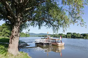 Ferry: The jetty of Dunabogdany for the small passenger