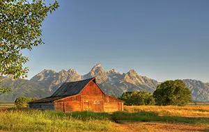 230518: John and Bartha Moulton Homestead, Mormon Barn in