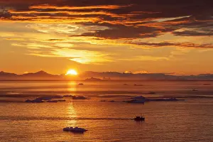 Tours: Kangia Boat Fishing Boat used for tourist tours with ic