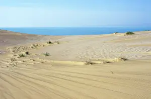 Karakum: Karakum Desert - sand dunes - encroaching on Caspian
