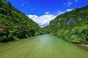 Lifestyle: Kayaks on the Pororari River, Paparoa National Park