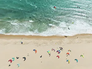 Sports: Kite surfers at the Valdevaqueros beach near Tarifa