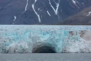 Kongsfjord: Kongsbreen glacier at Kongsfjord - Svalbard, Norway