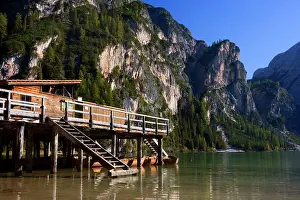 Pragser: Lago di Braies / Pragser Wildsee - wooden boat