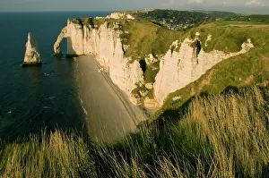 Etretat: L'Aiguille (Needle) and Porte d'Aval arch