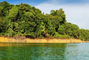 Batang: Lake Batang Ai, Batang Ai National Park