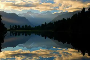 Matheson: Lake Matheson - perfect reflection of Mount Cook