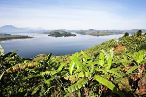 Musa: Lake Mutanda near Kisoro in Uganda. On the