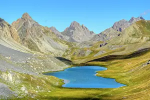 Talus: Lake Orrenaye, Valley Orrenaye, High Ubay, above