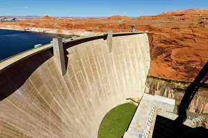 Powell: Lake Powell Dam
