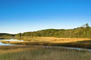 Bodies: Lake scenery in Wiscasset, Maine, New England, USA