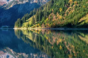 Allg: Lake Vilsalpsee, autumn colouring, Allg&, x4d60;Alps