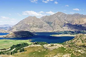 Wanaka: Lake Wanaka viewpoint and Rocky Mountains