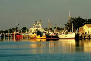 Quay: Lakes Entrance Harbour