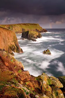 Land�s: Land's End - cliffs and sea spray