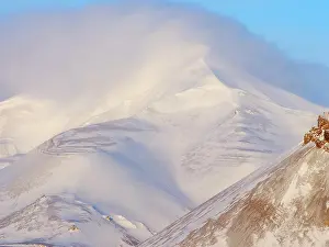 Spitsbergen: Landscape in fjord Billefjorden. Winter landscape