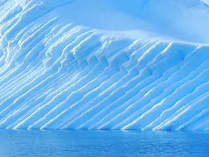 Greenland: Landscape with icebergs in the Sermilik (Sermiligaaq)