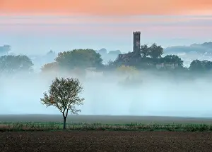 Thuringia: Landscape in North Hesse, morning fog and dawn red