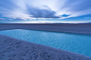 Exploitations: Landscape at sunset in Salinas Grandes in the province