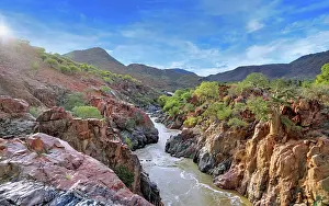 Course: Landschaft am Kunene-Fluss in der Nche der Epupa-Fclle