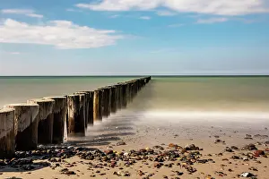 Groyne: Langzeitbelichtung von Holzbuhnen in der Ostsee