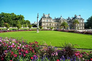 Pompous: Le Jardin du Luxembourg gardens, Paris, France
