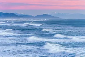Paparoa: Leaking waves of the ocean under a pink evening