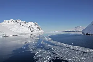 Lemaire: Lemaire channel - Antarctic Pennisular