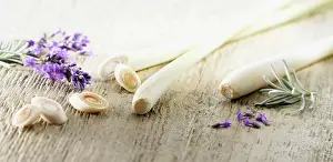 Stems: Lemon grass, Cymbopogon citratus stems and slices
