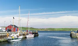 Yacht: Lerwick, capital of the Shetland Islands