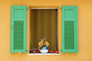 Decoratively: Still life, window in the historic centre, Menton