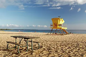 Lifeguard: Lifeguard tower, Big Beach, Makena State Park, Maui