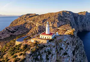 Pollena: Lighthouse at Cap Formentor in the morning light