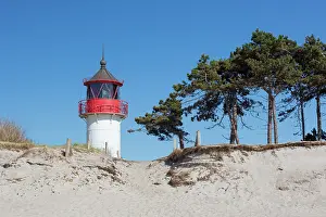 270821: Lighthouse Gellen at isle of Hiddensee - Western