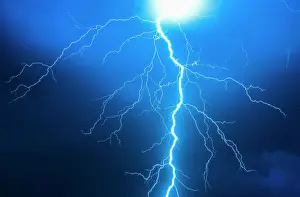 Spectacles: Lightning during a thunderstorm, Enger, North Rhine-Westphal