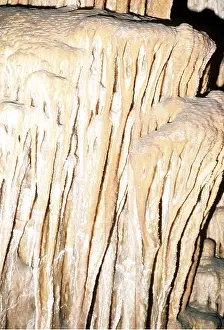 Majorca: LIMESTONE CAVES - STALACTITES