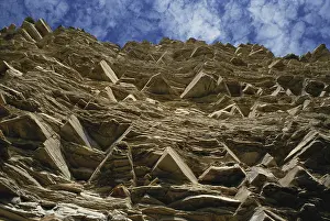 Crumbly: Limestone Cliff in Texas