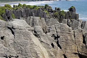 Outcrops: Limestone outcrops on cliffs