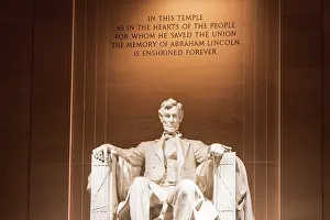 Statue: The Lincoln Memorial at night, Washington, D.C