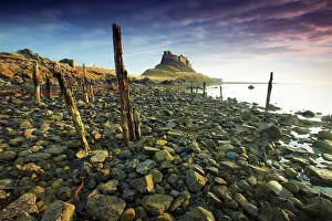 Lindisfarne: Lindisfarne Castle - from seashore