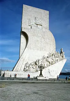 Size: LISBON, PORTUGAL - Monument to the discoveries