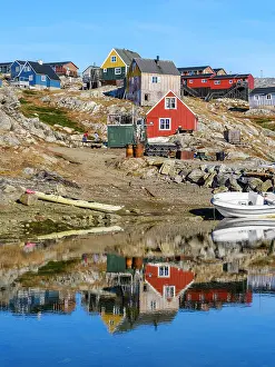 Ship: Little Inuit village Tinit (Tiilerilaaq) at the