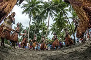 Rituals: Local Dancers women performing a traditional dance