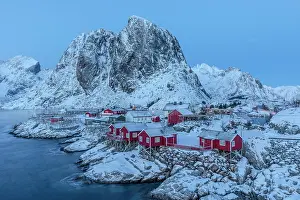 190422: Lofoten winter view - picturesque winter view of historic fi