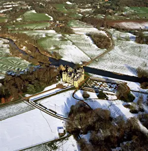Salisbury: Longford Castle in snow, south of Salisbury, Wiltshire