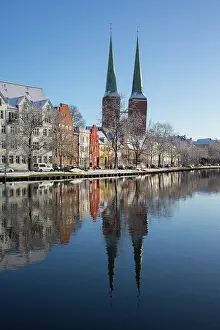 Trave: Luebeck Cathedral in winter - Hanseatic town Luebeck