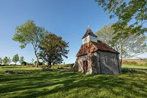 Sussex: Lullington Church - South Downs - East Sussex - UK